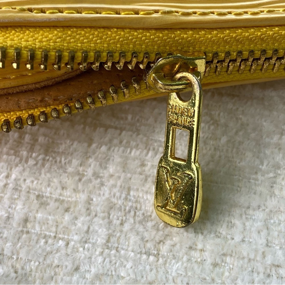 Vintage Louis Vuitton Yellow Epi Leather Pochette Clutch Bag - Picture 13 of 15